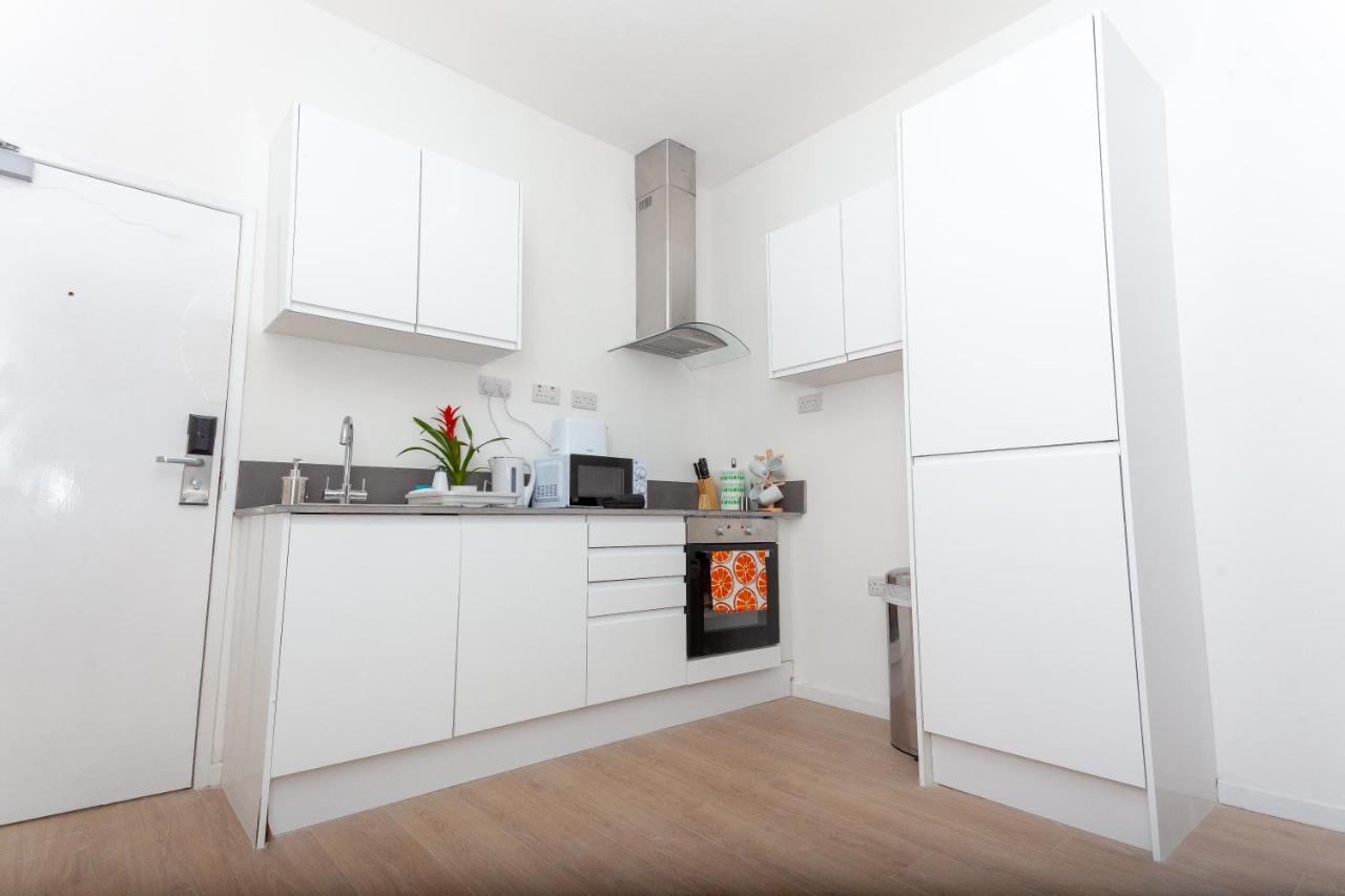 One Bedroom Serviced Apartments Flat 311 伯明翰 外观 照片